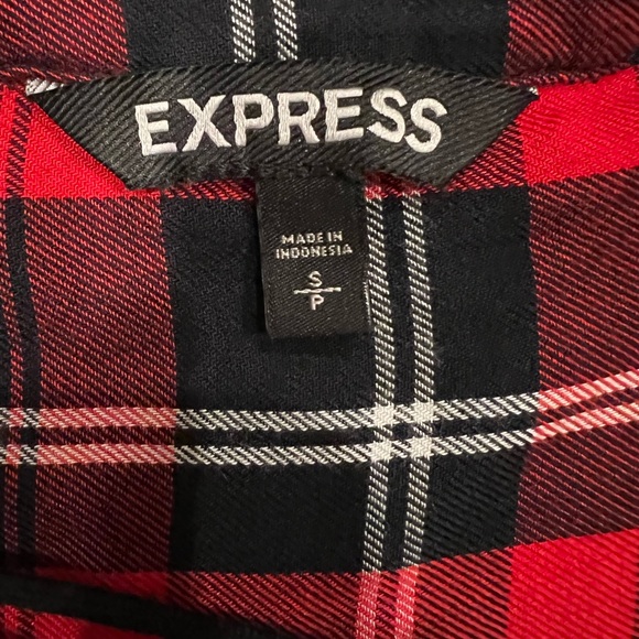 Express Top - Picture 13 of 14